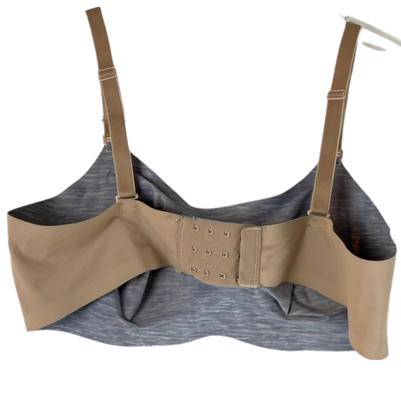 Knix Padded Reversible Evolution Bra - Picture 3 of 8